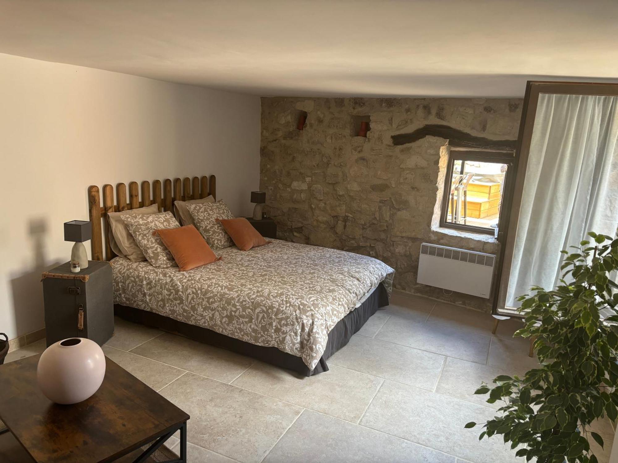 Chez Daniele Chambre Avec Jacuzzi Et Terrasse Privee Murs  Exterior foto